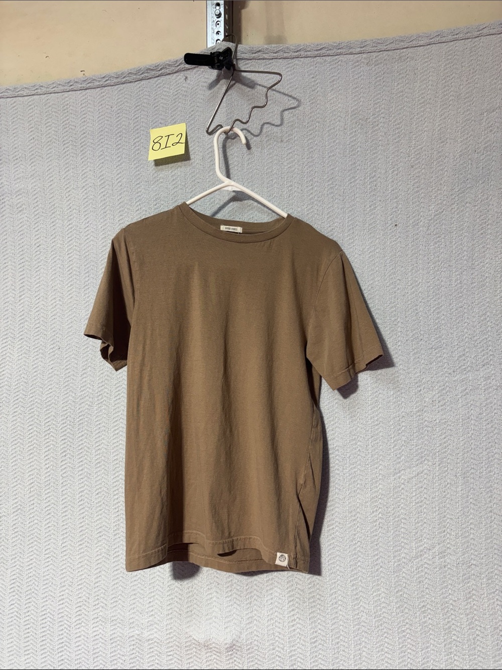Free planet large 14/16 tee